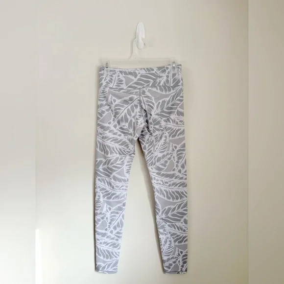 ALO YOGA Mid Rise Airbrush Leggings Palm Springs Palm Leaf Womens S Pilates Gym - Picture 4 of 6